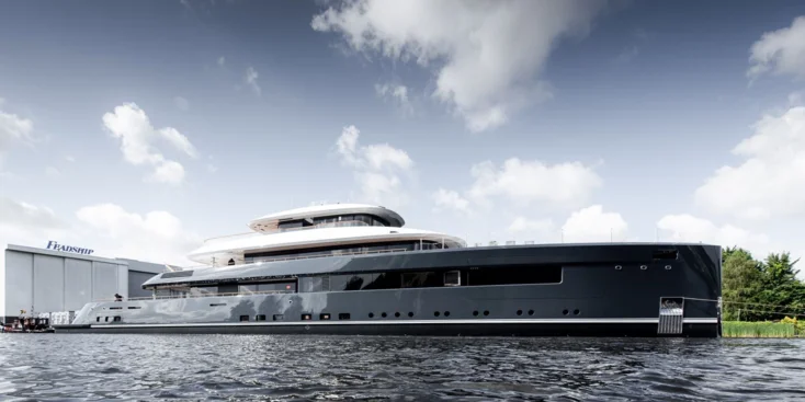 Feadship Project 713