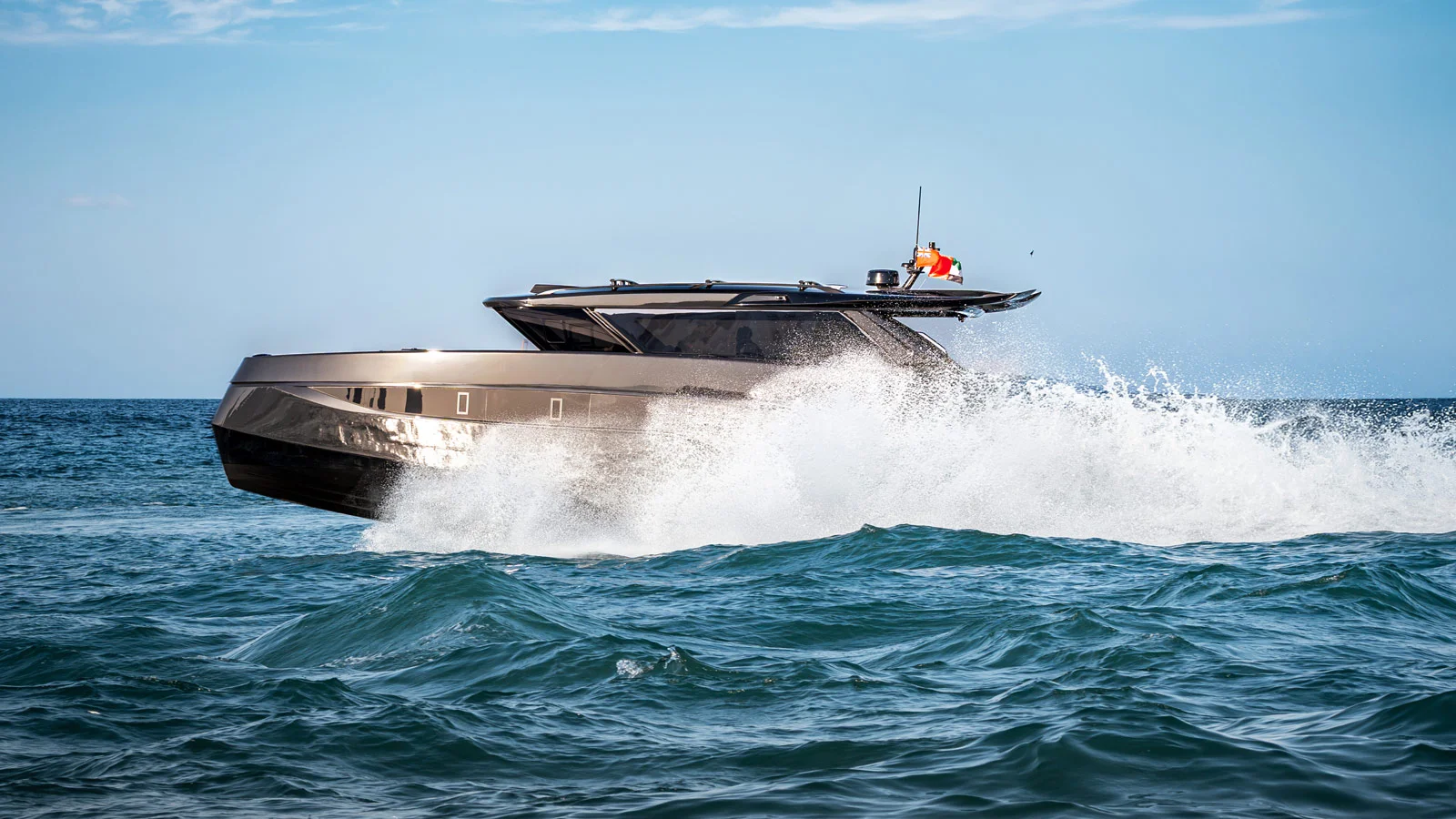 Sunreef Brabus Ultima 55