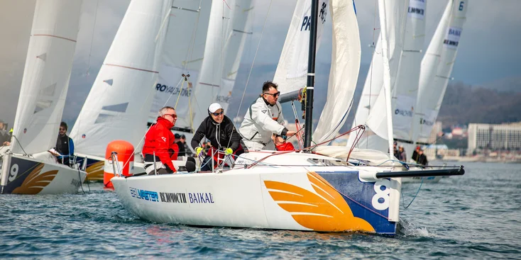 Победа в заключительном этапе принесла команде Self титул чемпиона серии и переходящий Кубок