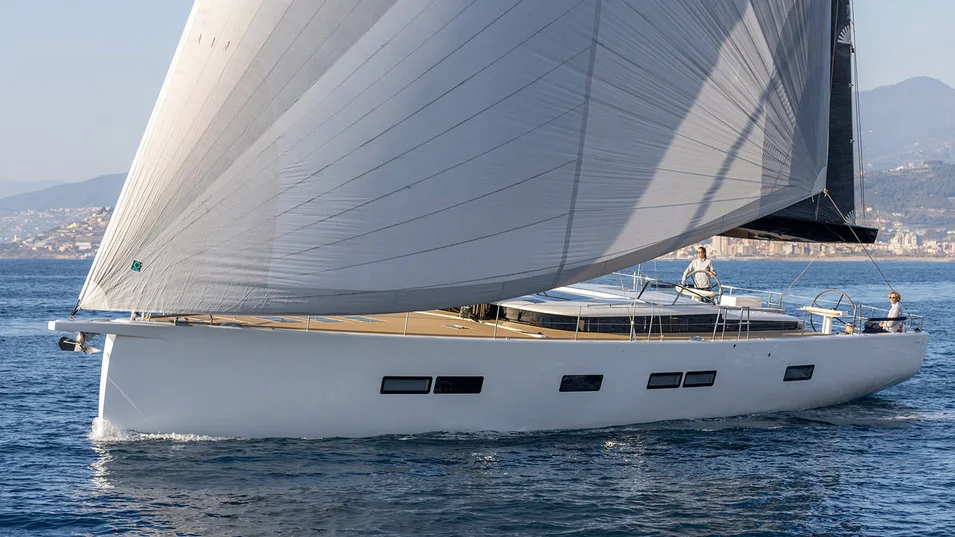 The new Y7's elegant and well-thought-out design is the result of collaboration with judel/vrolijk & co