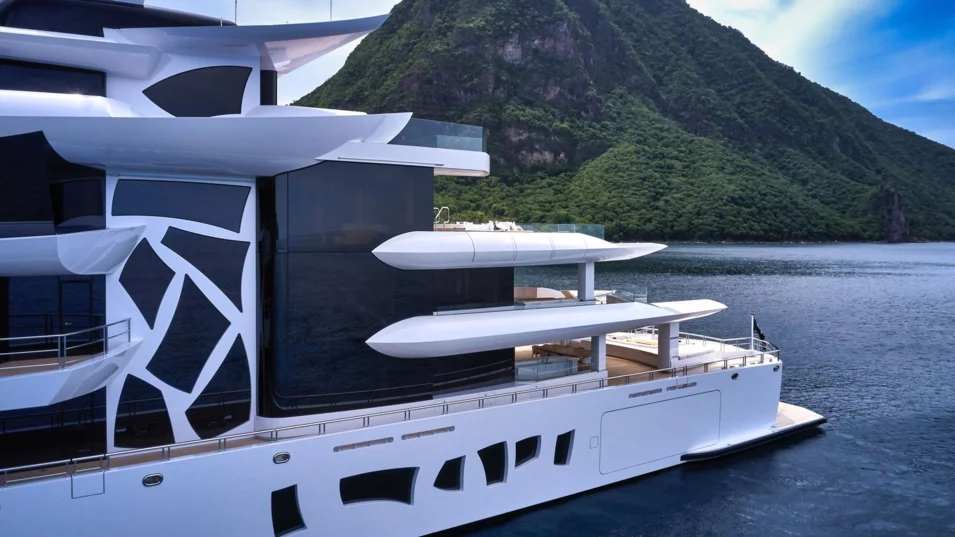 Custom superyacht Artefact (80 м, Nobiskrug, 2020) can never confused with any other thanks to a really unusual superstructure