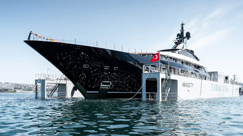 N2H – первая гибридная суперъяхта от турецкой верфи Turquoise Yachts