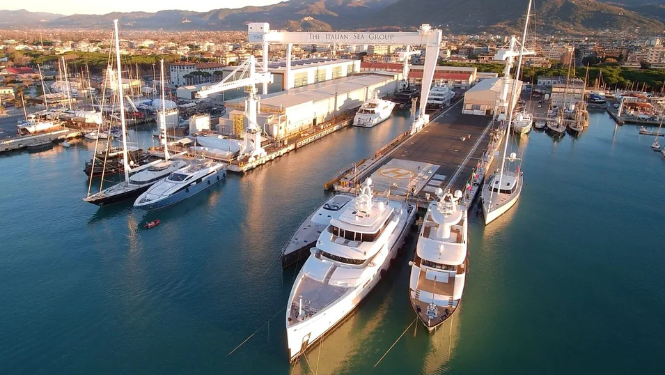 The Italian Sea Group принадлежат бренды Admiral, Tecnomar, Perini Navi, Picchiotti, NCA Refit и Celi 1920