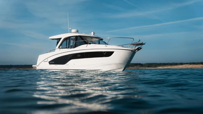 Beneteau Antares 9