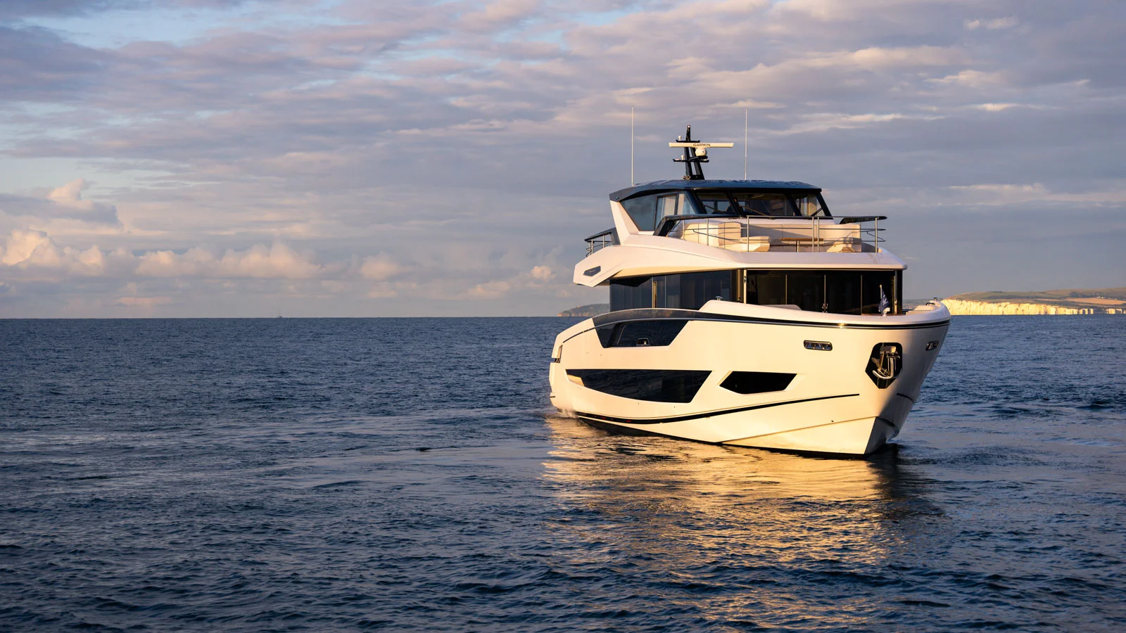 Sunseeker Ocean 156