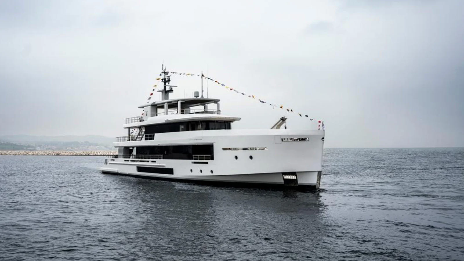 Launch of the 45-metre Tremenda explorer by CdM