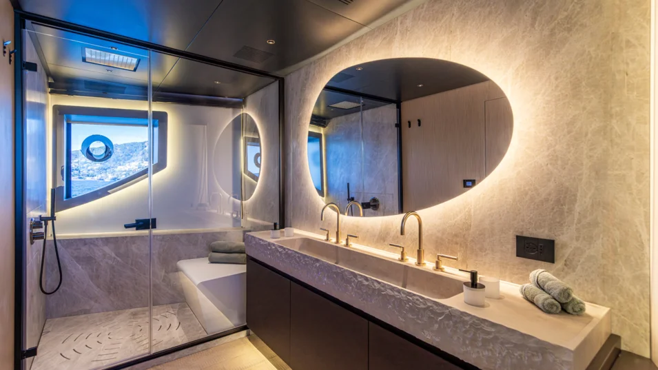 A96 yacht owner's bathroom