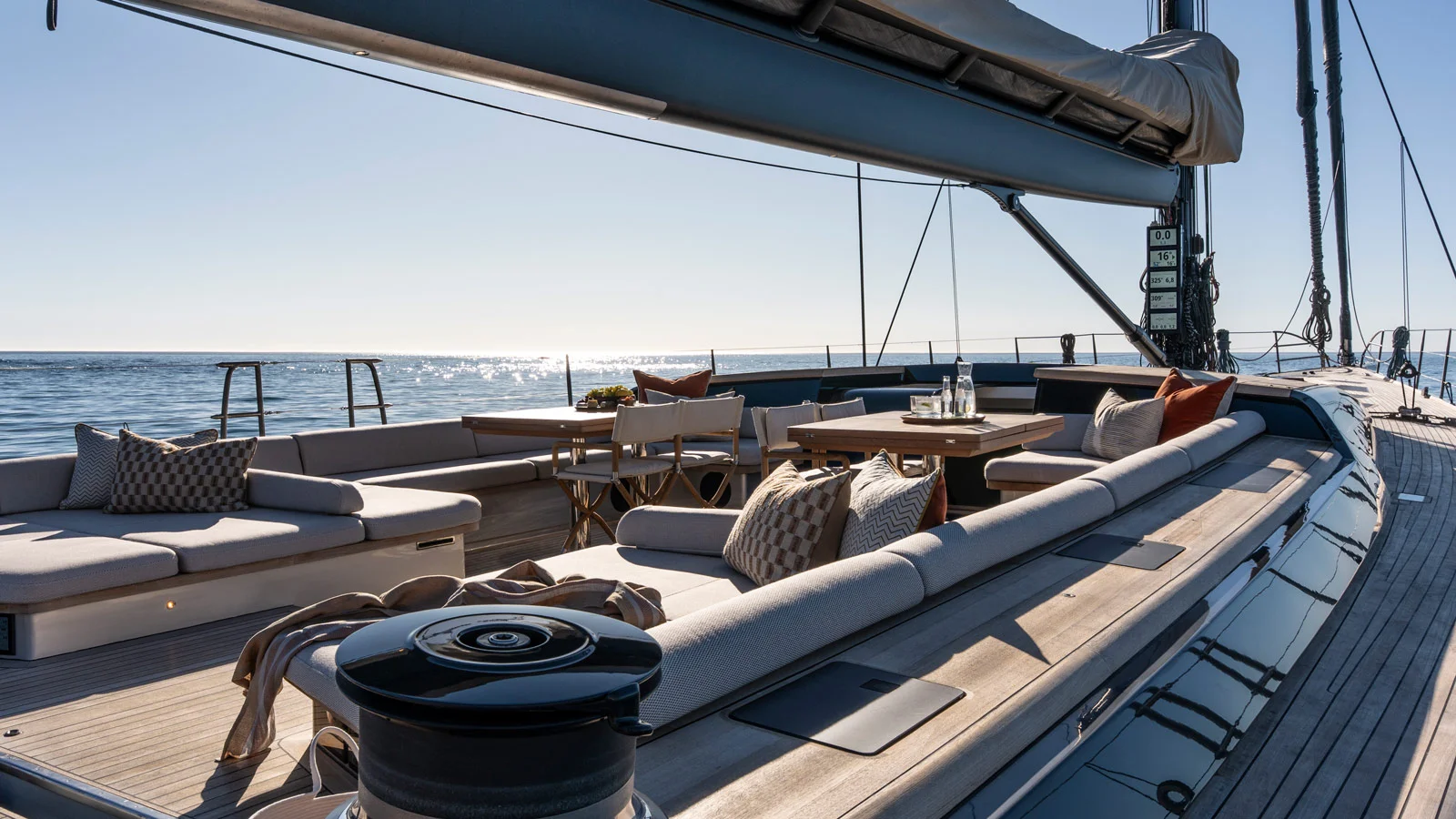 Cockpit lounge on board the Southern Wind Kalantis