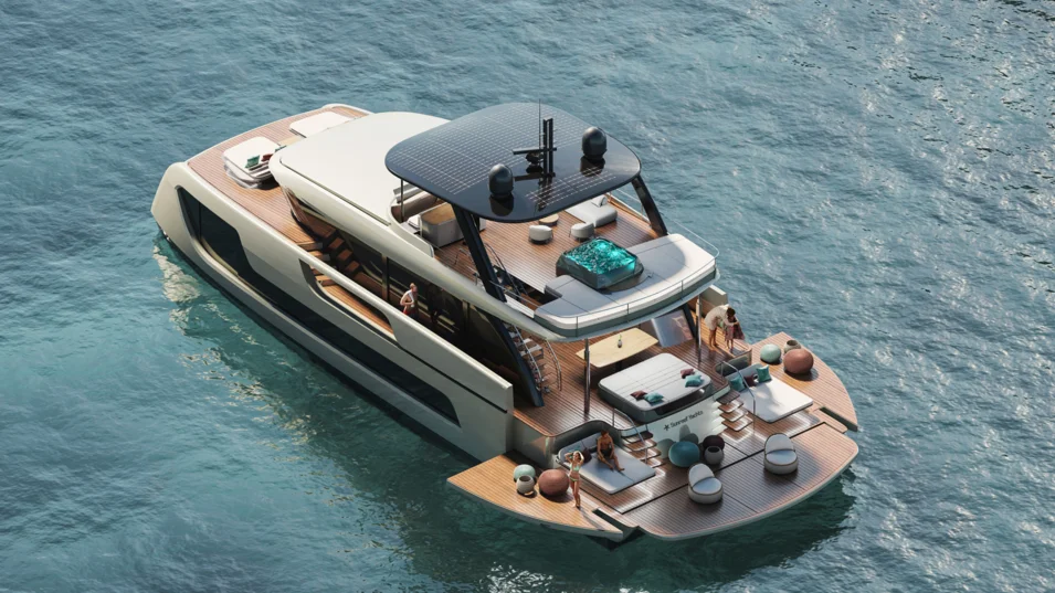 In addition to a bar and a recreation area, the flybridge features a jacuzzi bath and sunpads