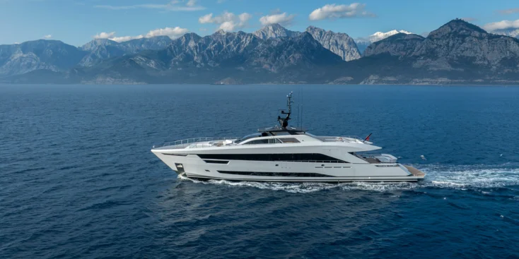Ximena – 43-метровая кастомная суперъяхта от турецкой верфи Alia Yachts