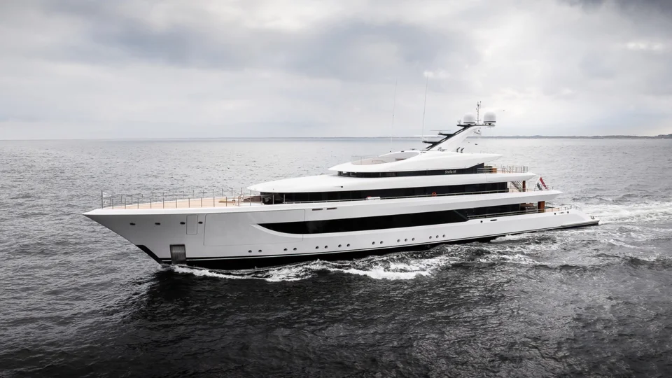 Feadship Stella M has been delivered to her owner