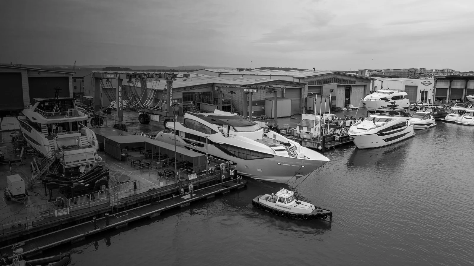 Sunseeker 134 Superyacht