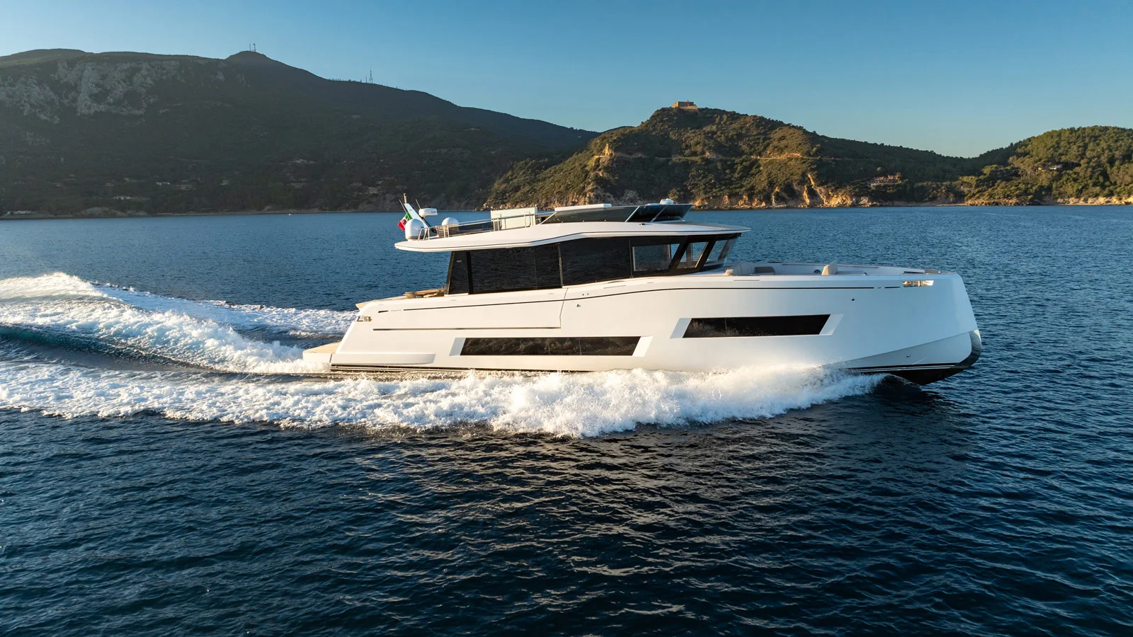 The Endurance 72's range at an eco-speed will be 900 nautical miles