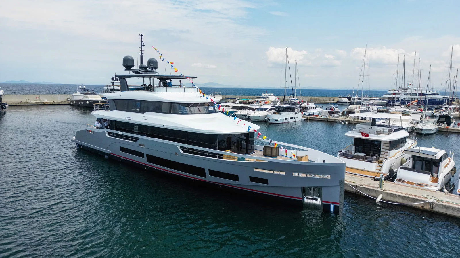 The length of 36 m makes the Sirena 118 the yard's flagship