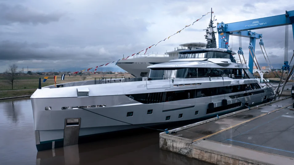 Морской архитектурой и инженерией Rossinavi Heed занималось бюро Arrabito Naval Architects