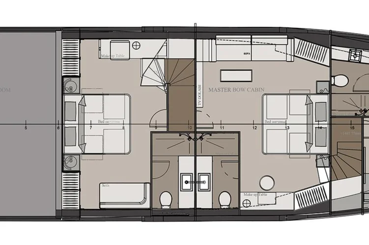 Lower deck: version with 3 cabins