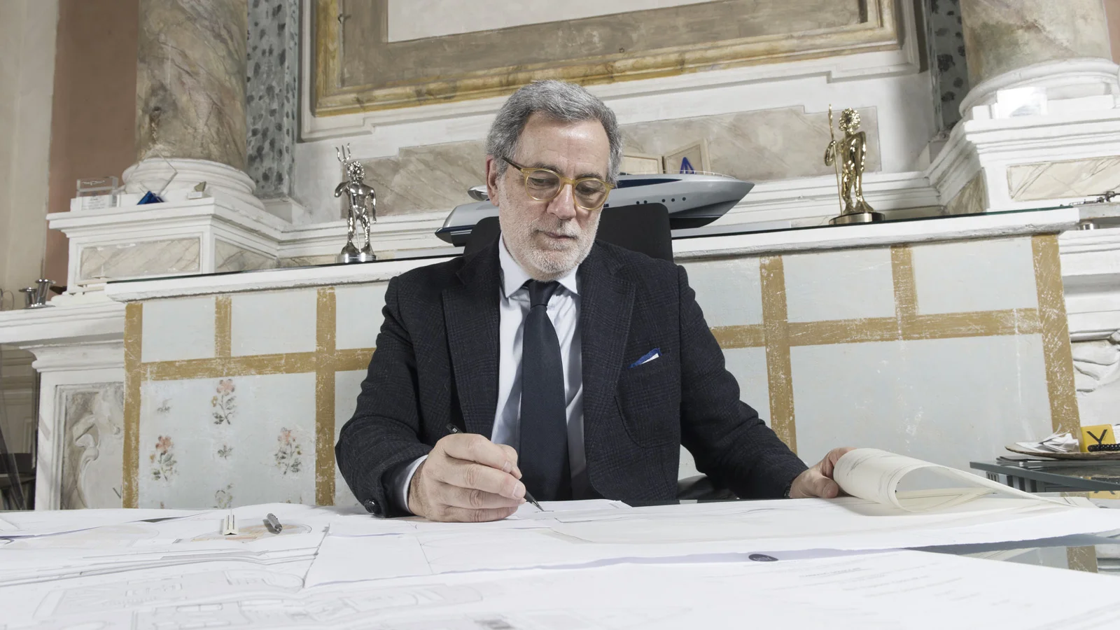 Tommaso Spadolini in his studio