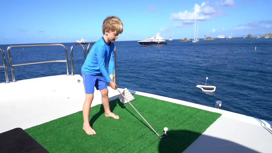 On board superyachts golf is played with biodegradable balls that do not harm the environment