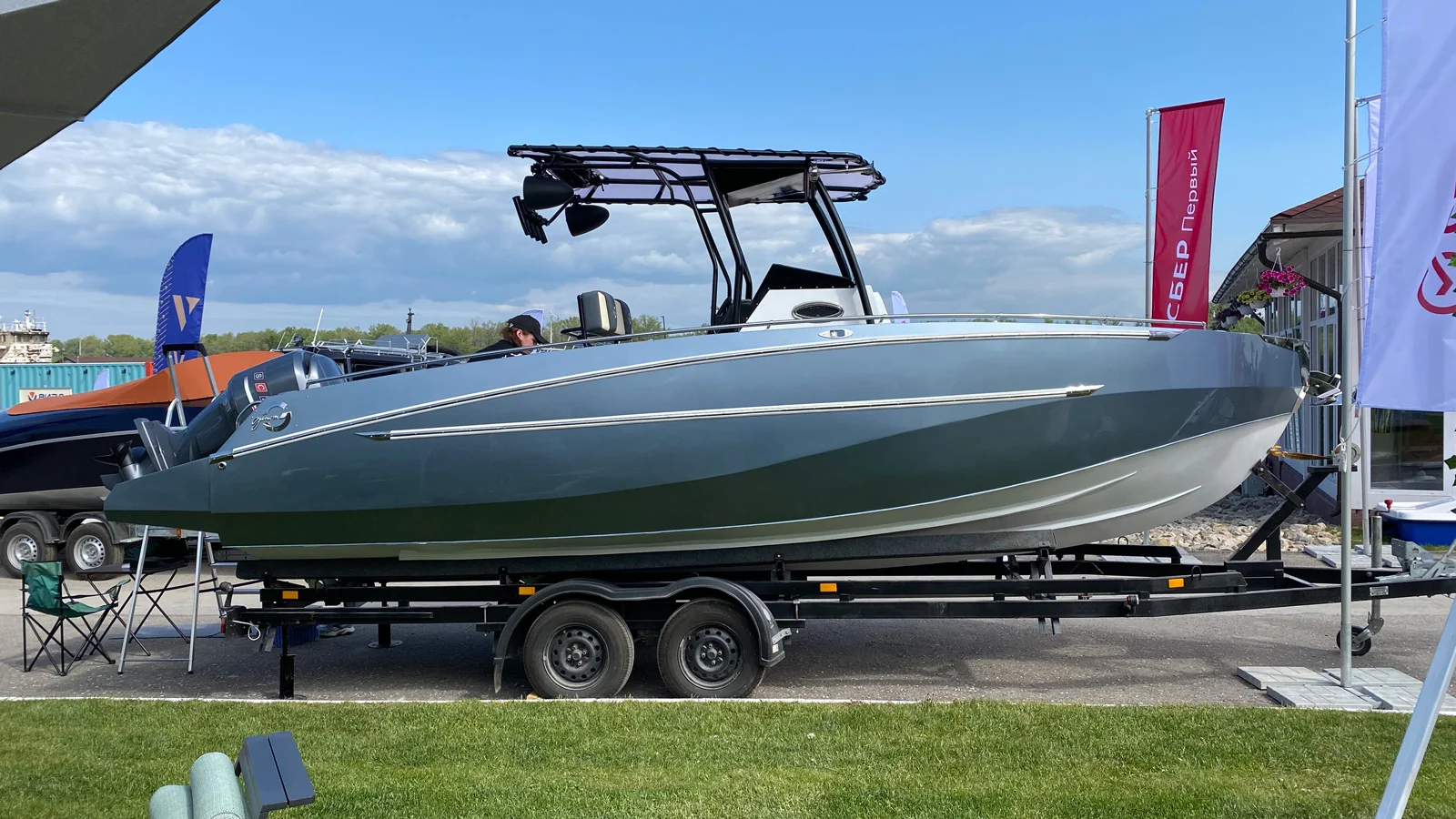 Ginom 730 была впервые представлена на Samara Boat Show 2024