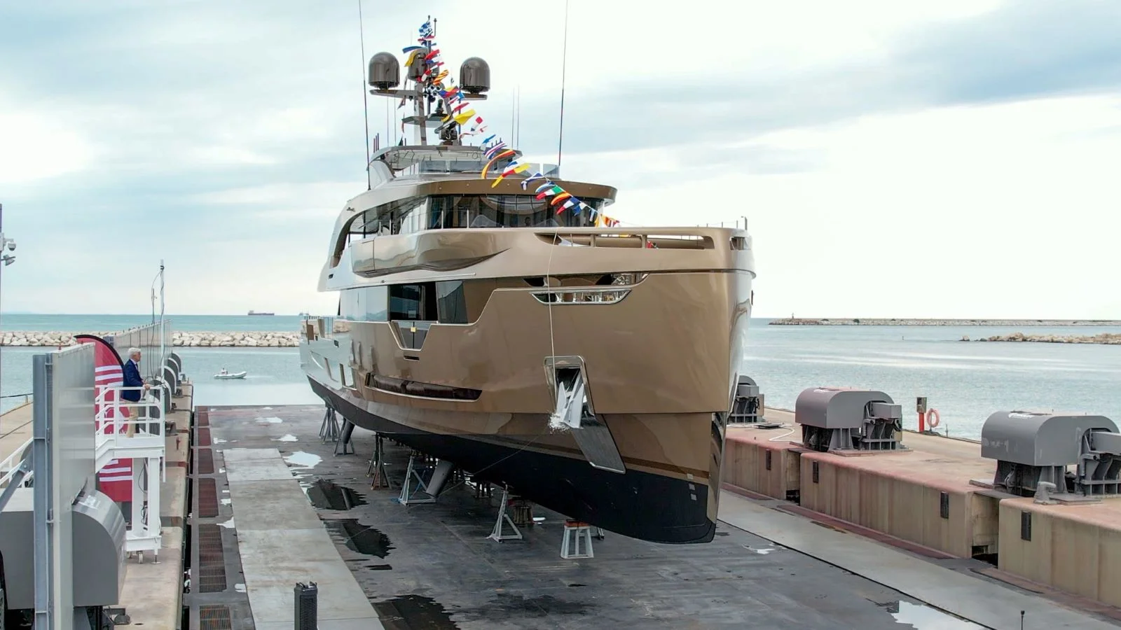 Яхта Anjelif (Columbus Yachts)