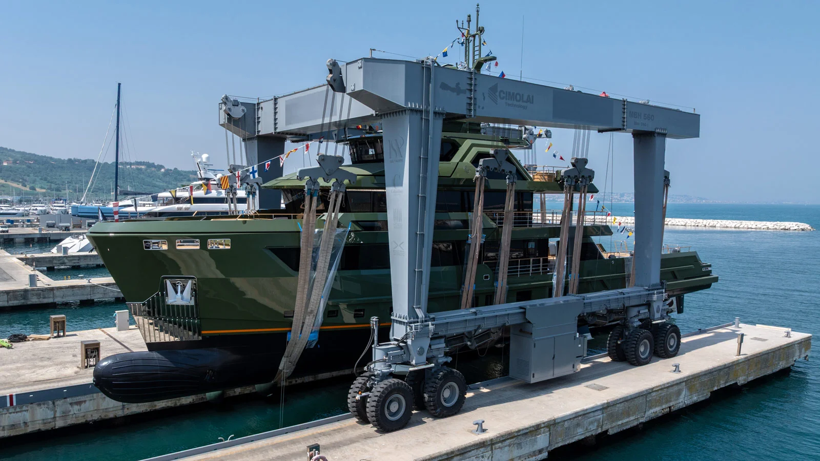 The CdM Nasiba is the third unit in the 44-metre Flexplorer 146 series