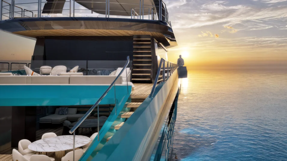 Перемещение между палубами на Antonini Navi SUY110 осуществляется по пандусам