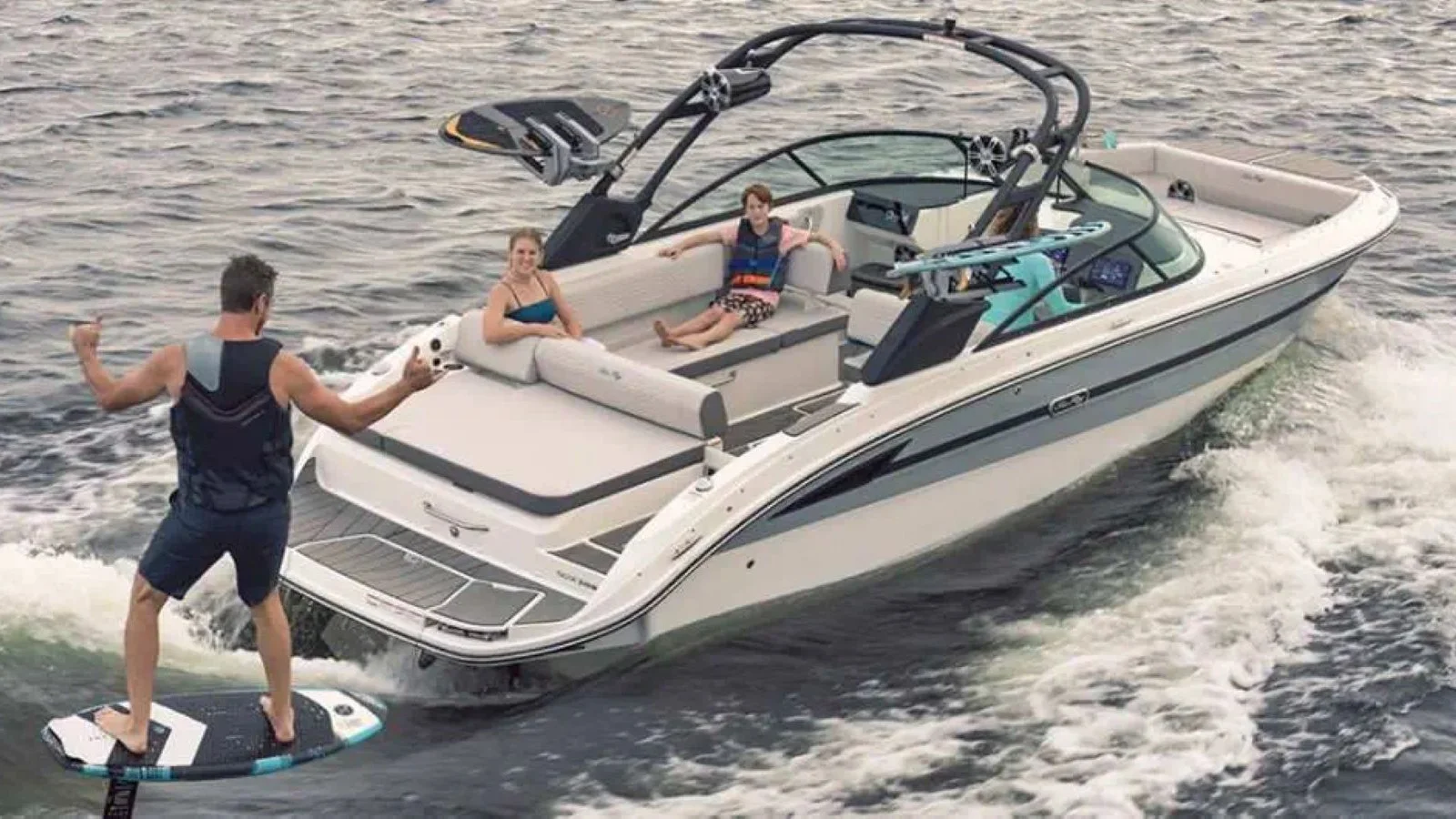 Sea Ray SDX 270 Surf