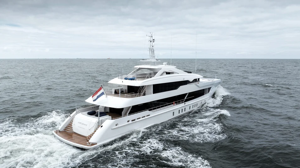 The Pa&rsquo;lante can accommodate up to 12 guests across six cabins