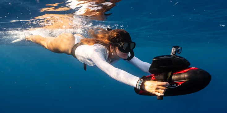 Под водой Sublue Vapor может разгоняться до скорости 10 км/ч