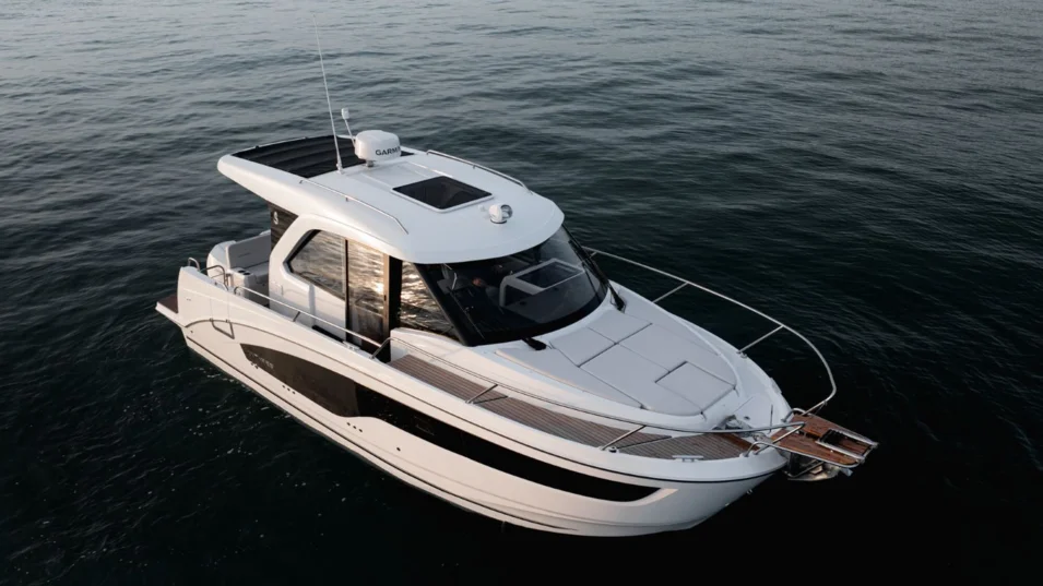 Beneteau Antares 9