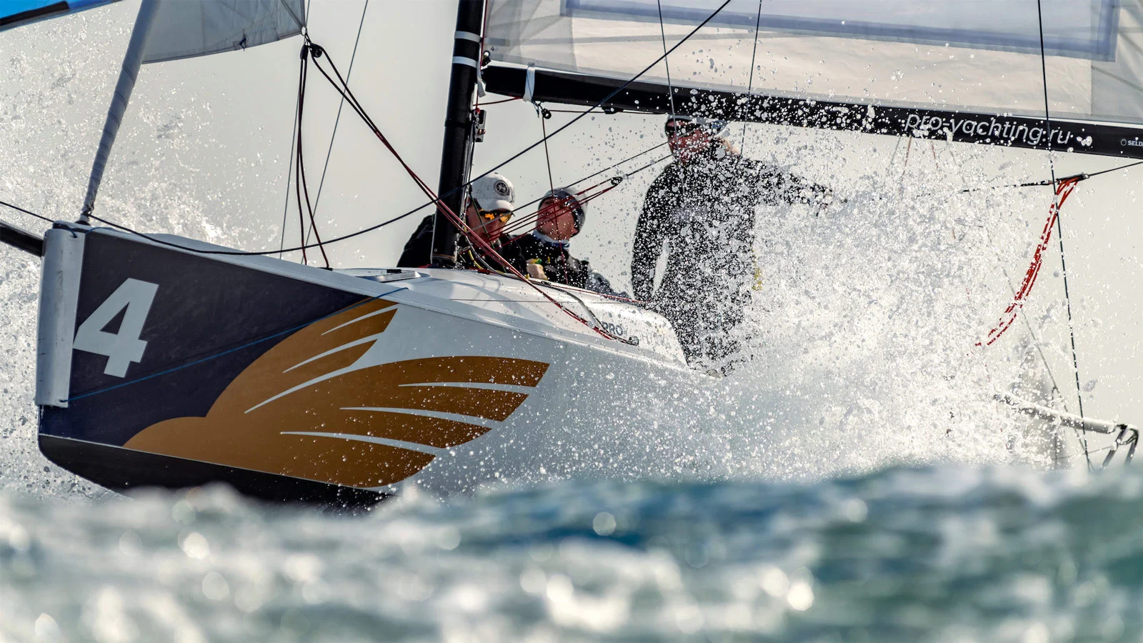 В межсезонье 2025/26 PROyachting проведет две серии регат, каждая из которых будет состоять из пяти этапов
