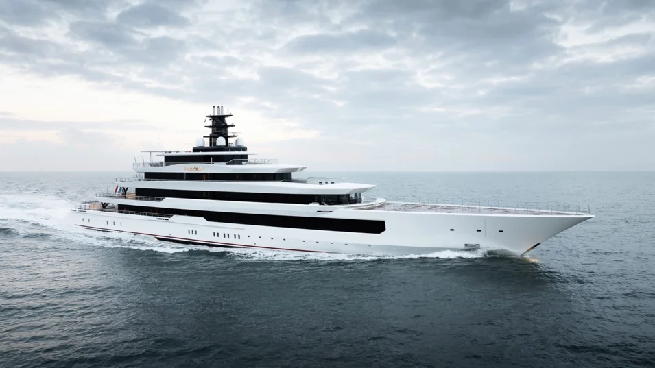 The DreAMBoat’s exterior was designed by Espen Øino