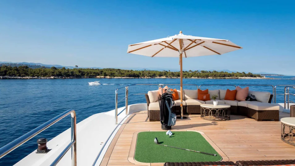 Retractable golf tee on board the Lucky Lady (Oceanco)