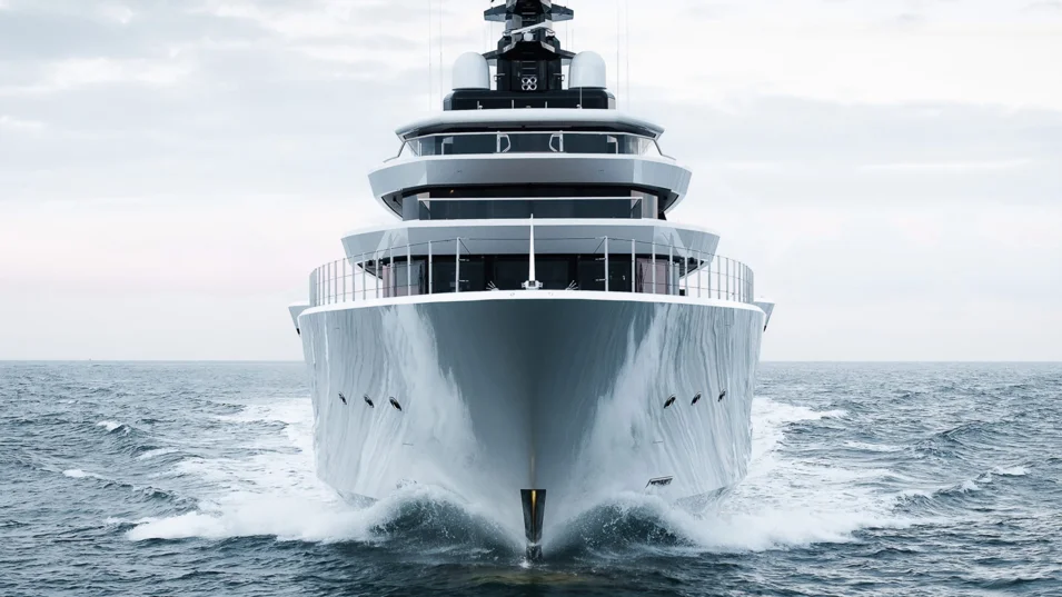 The DreAMBoat's top speed is 18 knots