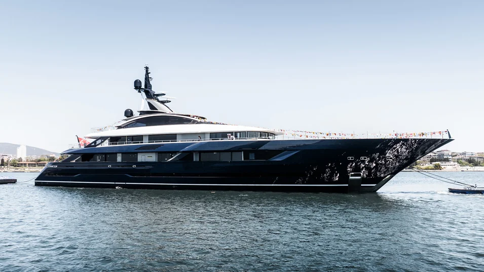 The N2H features a steel hull and an aluminium superstructure