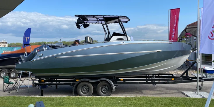 The Ginom 730 was unveiled at the Samara Boat Show 2024