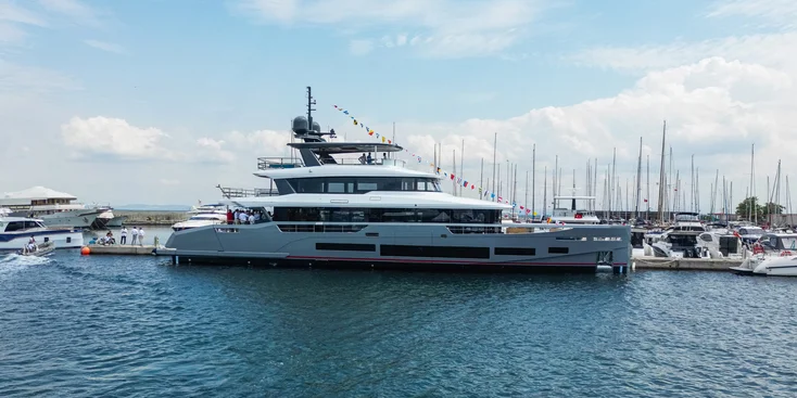 The Sirena 118's world premiere is scheduled for the Cannes Yachting Festival 2026