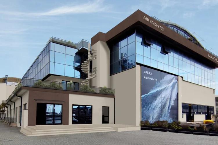 Лаундж AB Yachts в Виареджо