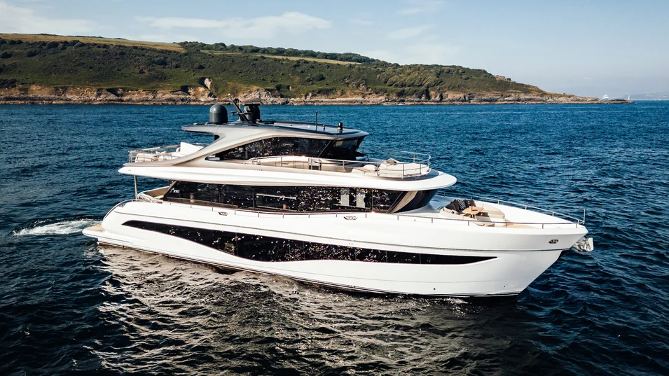 Princess X80 Chase &ndash; 25.17-метровая моторная яхта, построенная на британской верфи Princess Yachts