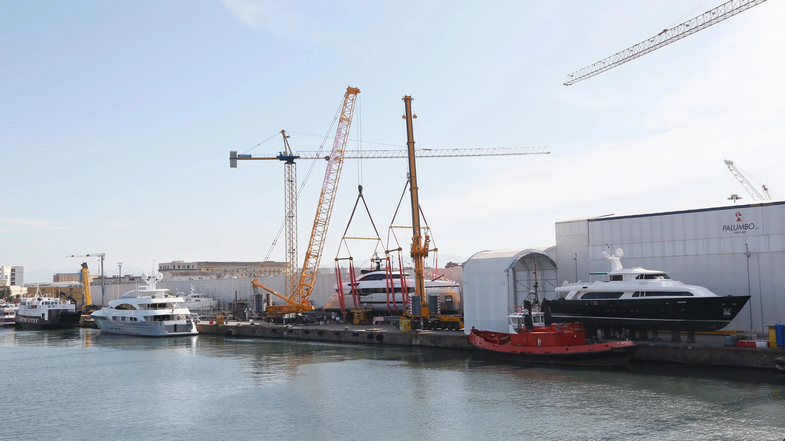 يساعد Refit على تصحيح أخطاء المالكين السابقين وجعل اليخت أكثر تنافسية في السوق