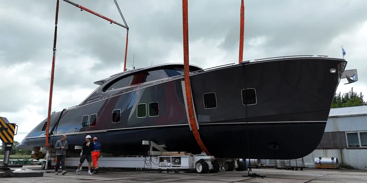Спуск на воду Solea на верфи Zeelander Yachts