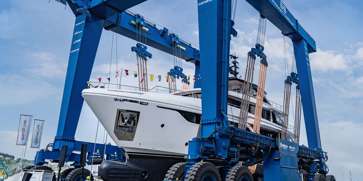 Custom Line Navetta 35