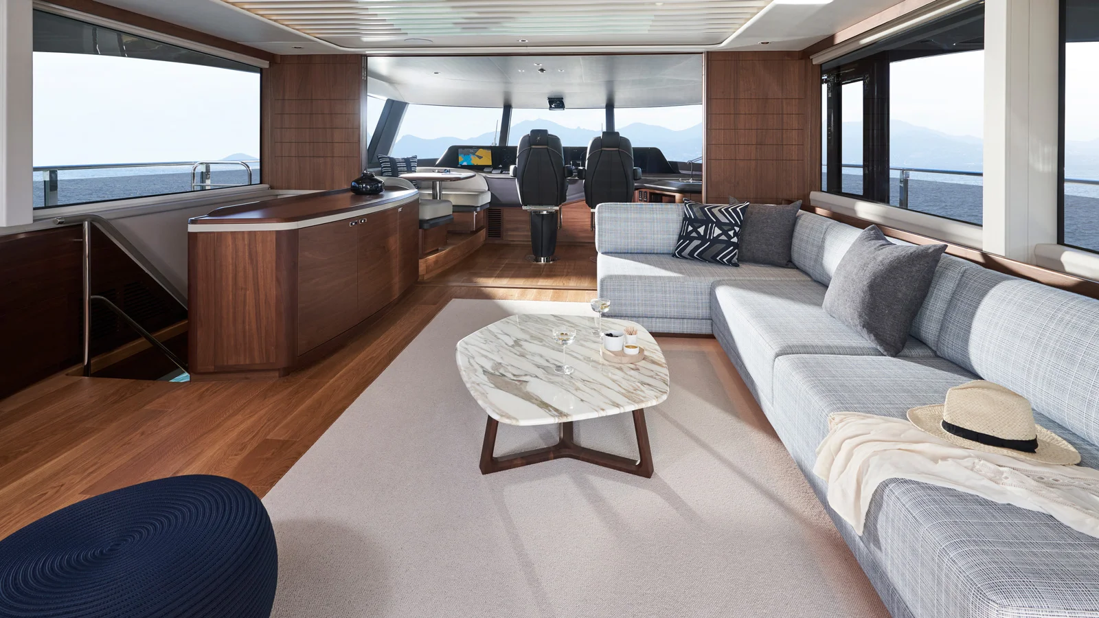 Princess X95 yacht flybridge