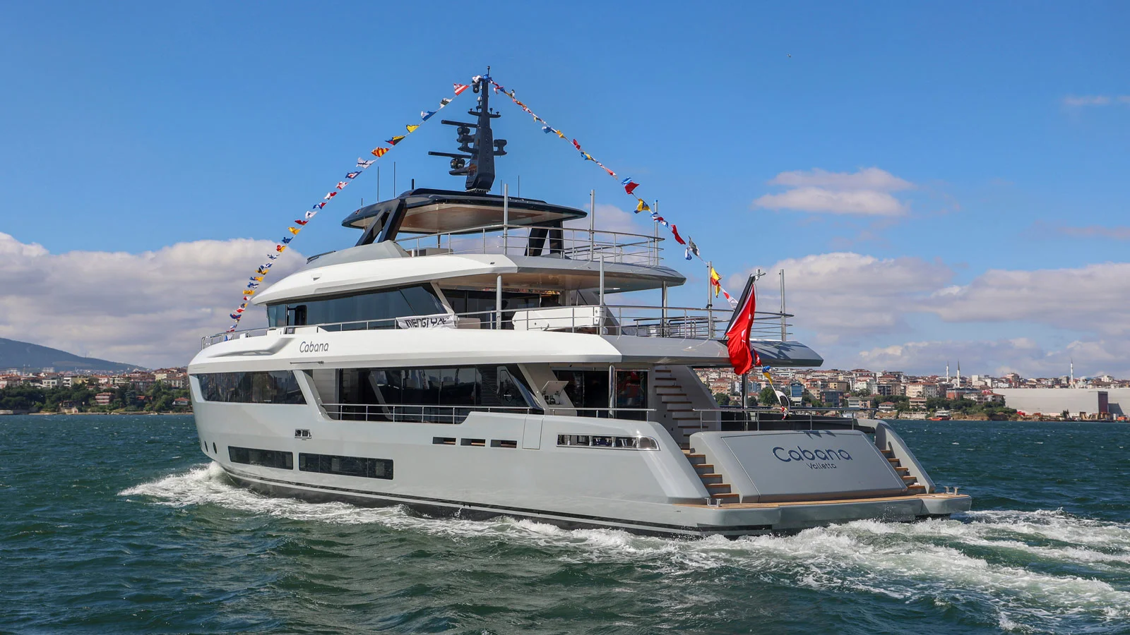 Atlante Classic 35 – эксплорер с запасом хода более 4000 морских миль и современным экстерьером