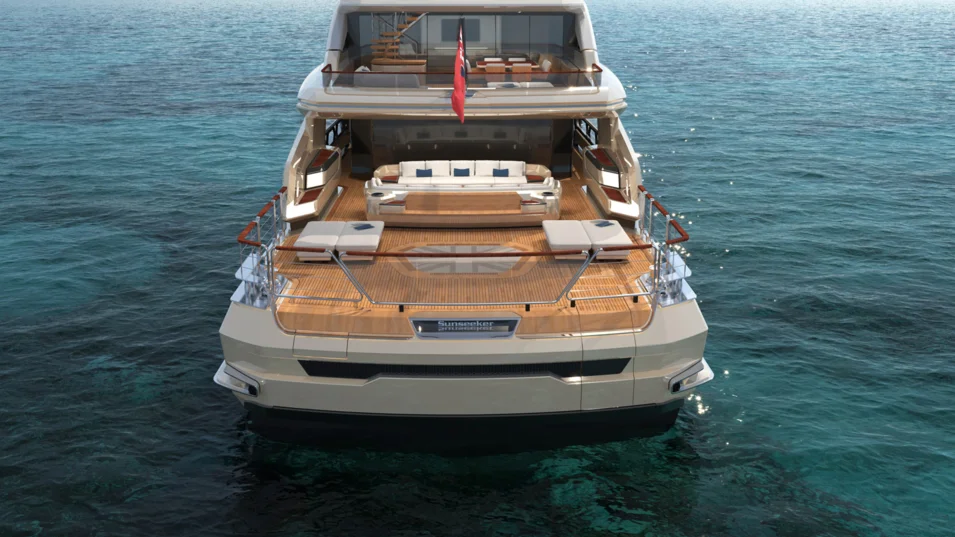 На верхней палубе Sunseeker 40M расположена экстерьерная обеденная зона