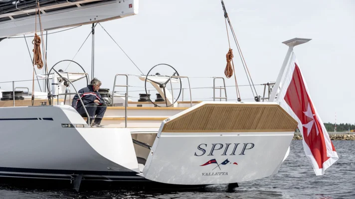 S/Y Spiip (Swan 88)