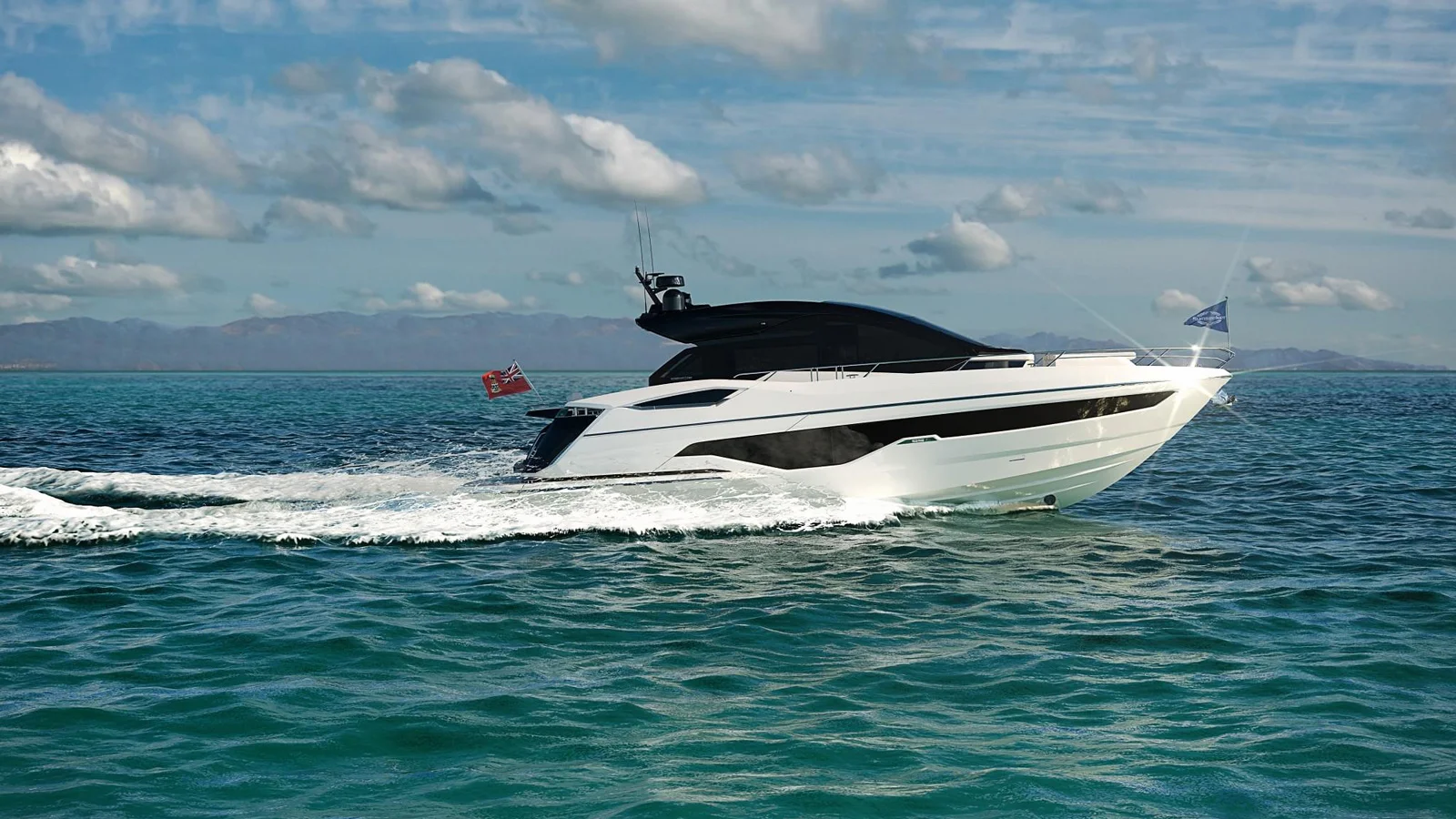 The Predator 55 reaches speeds of up to 35 knots
