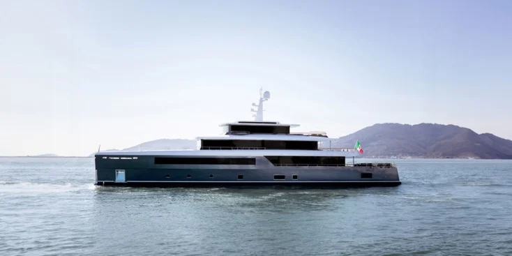 Perini Navi Amante superyacht