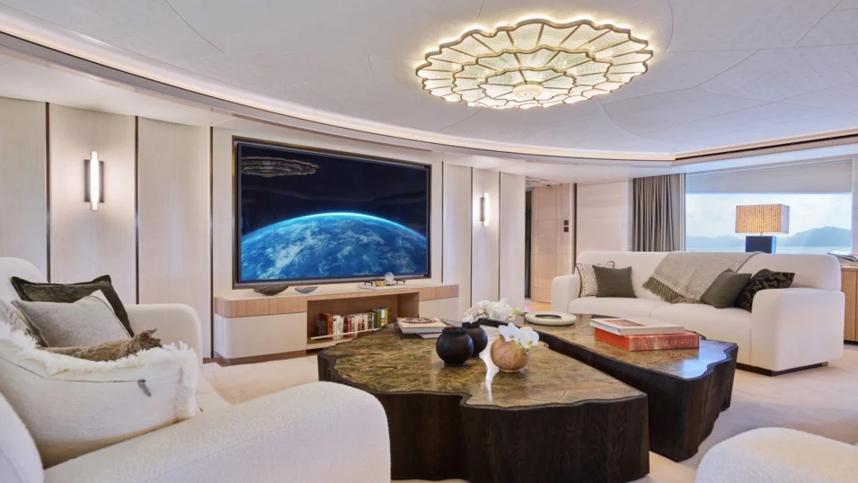 The lounge in the Heesen Sparta's main saloon can also be used as a cinema