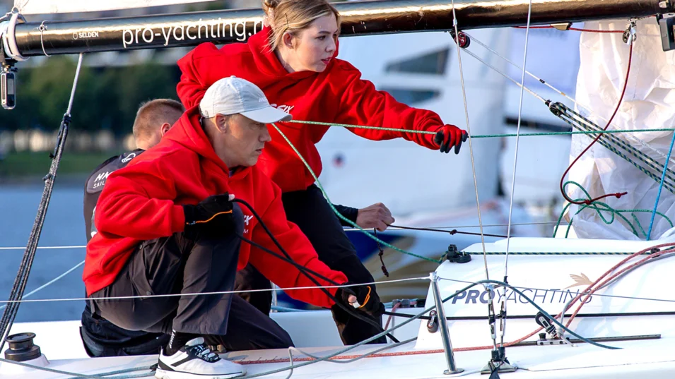 The weather conditions allowed for three dynamic races